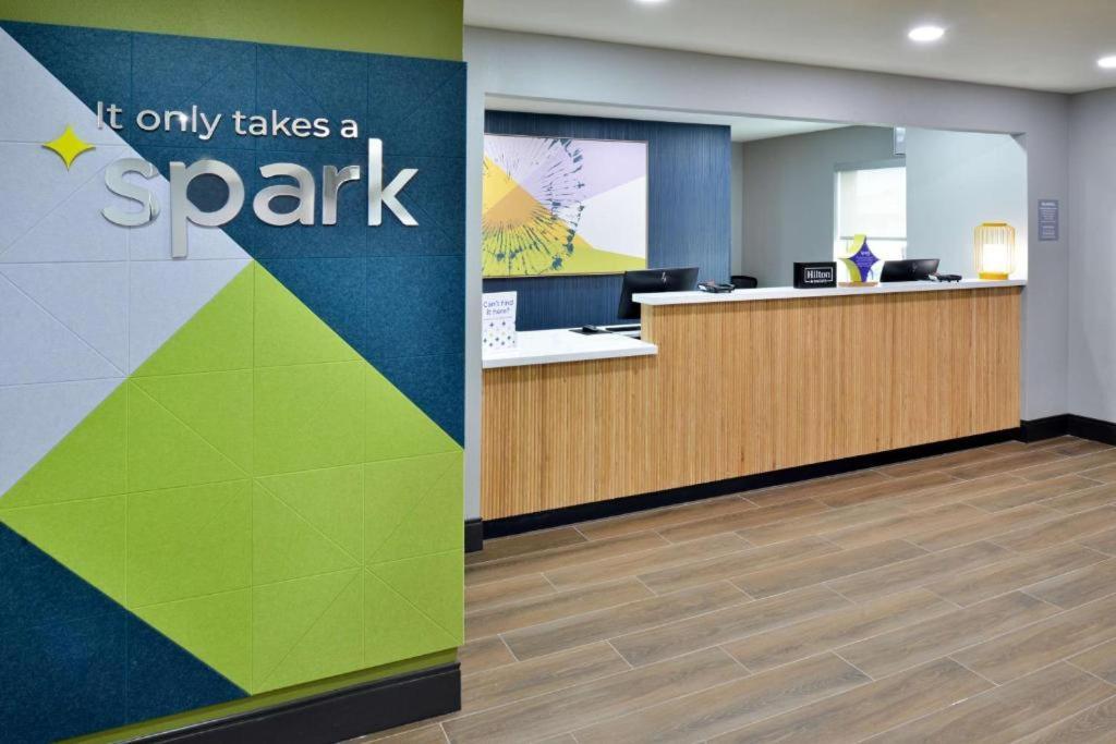Spark By Hilton Spring Lake Fayetteville المظهر الخارجي الصورة